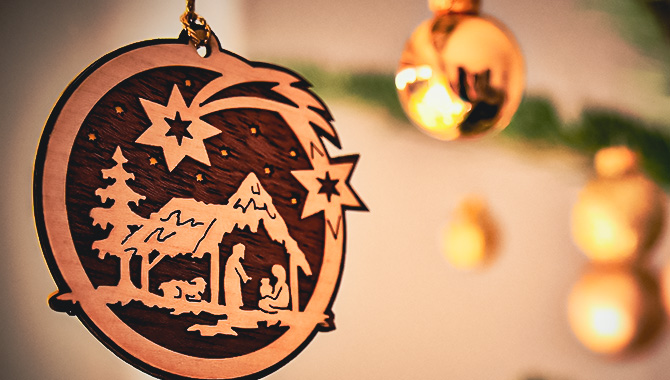 Great for Customized Laser-Cut Decoration for Christmas